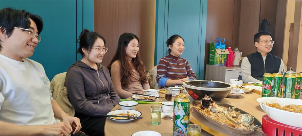 جشن تعطیلات را به پایان می‌رساند و یک شروع تازه را باز می‌کند