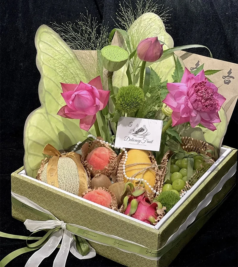 Exquisite fruit box